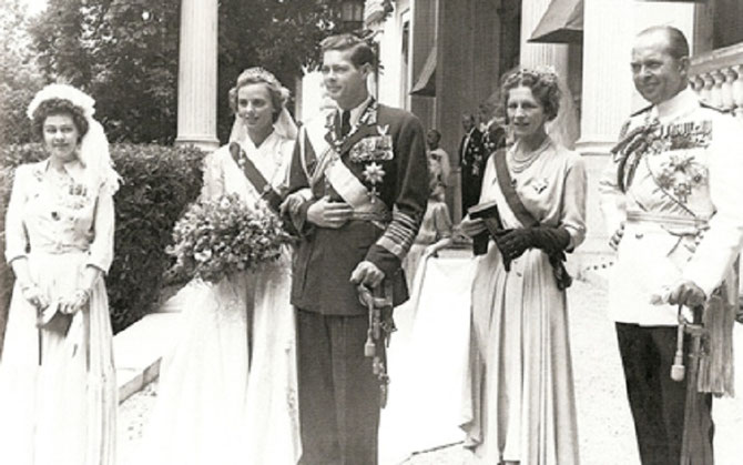 PALAIS ROYAL D'ATHENES. 10 JUIN 1948. MARIAGE DU ROI MICHEL 1er DE ROUMANIE ( 25 0ct. 1921 à Sinaïa) et DE LA PRINCESSE ANNE DE BOURBON PARME (18 Sept.1923 à Paris)