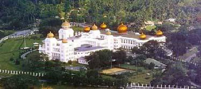 ISTANA ISKANDARIAH, BUKHIT CHANDAN. VUE AERIENNE