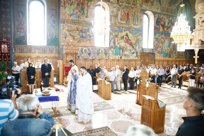 LUNDI 8 AOÛT 2016. EGLISE DE SAVARSIN. MESSE à LA MEMOIRE DE SA MAJESTE LA REINE ANNE . C* PRINCE RADU DE ROUMANIE