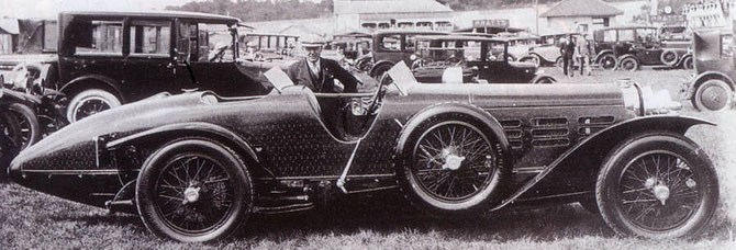 1924. HISPANO SUIZA H6C 46CV . TULIPWOOD. Carrossé par  NIEUPORT en lamelles de bois. 