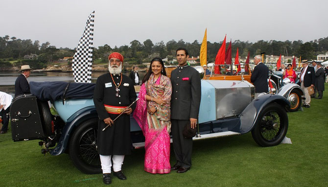 2012. PEBBLE BEACH CONCOURS D'ELEGANCE. LE MAHARADJAH D'UDAIPUR et sa 1924 ROLLS ROYCE   20HP  BARKER TOURER.