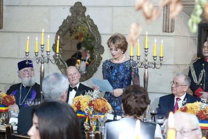 NOVEMBRE 2012. DINER EN L'HONNEUR DU ROI SIMEON DE BULGARIE.