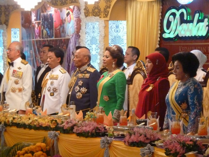 OCTOBRE 2014 : ANNIVERSAIRE 84 ANS et 40 ANS DE REGNE,  FÊTES GRANDIOSES AU PALAIS ABU BAKAR DE PEKAN, CAPITALE ROYALE DE L'ETAT DE PAHANG  