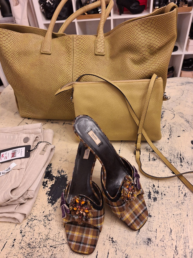 LIEBESKIND, abro, PRADA
