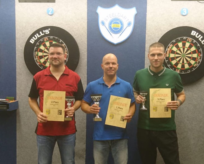 Beste Dame Nicole Thieme / 2. Platz Michael Hielscher / 1. Platz Niklas Nebel / 3. Platz Kevin Stößer