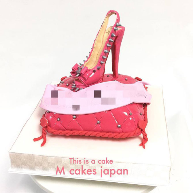 クッション型ケーキ #クッション #ハイヒール #ファッション #ピンク #ケーキ #shoecake #Highheel #fashion #fashioncake #fondantcake #誕生日ケーキ