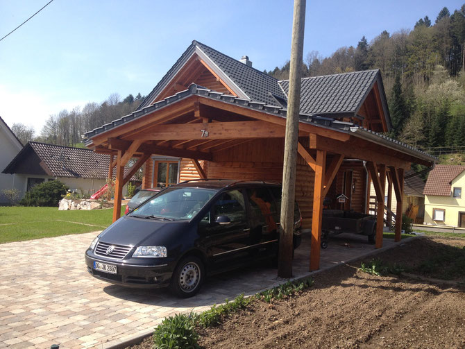 Carport mit Fahrradschopf in Gengenbach-Reichenbach.