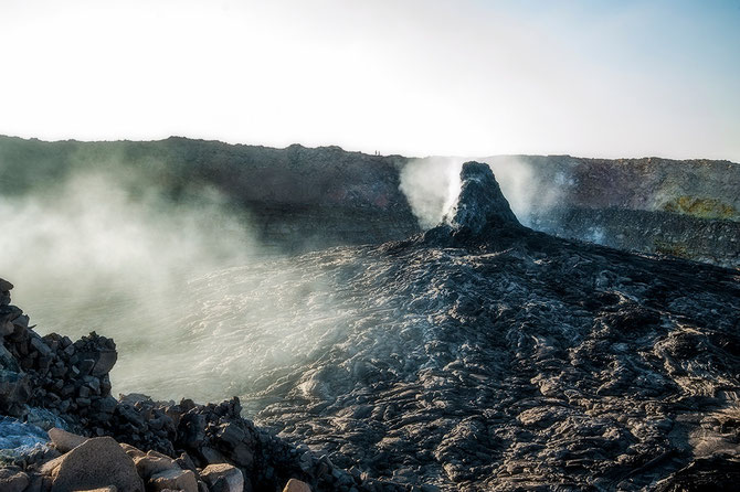 La caldara del vulcano Erta Ale