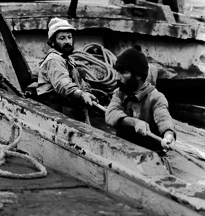 Pescatori in darsena (1977)