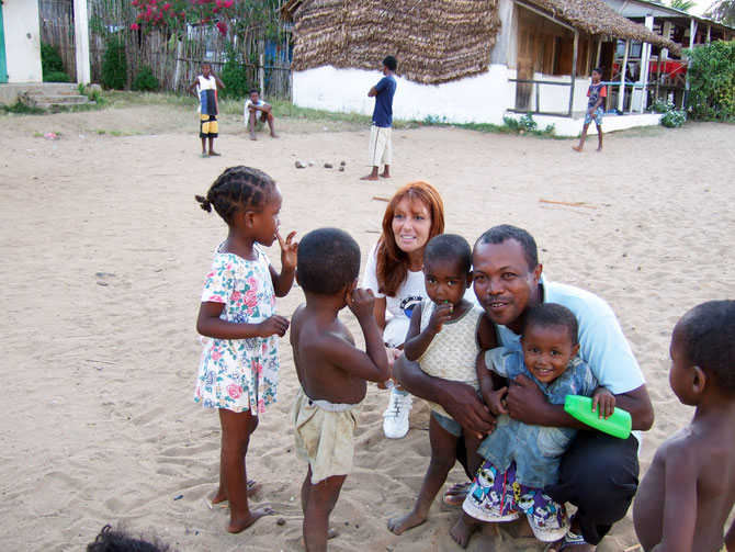 Bambini sull'isola di Nosy Komba (settembre 2006)