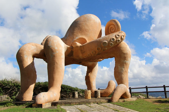 宮古島　巨大オブジェ　来間島