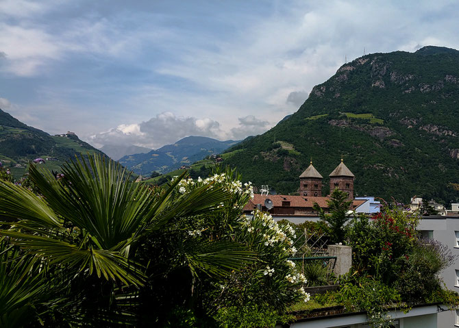 Nordöstlich von Bozen erstreckt sich der Hausberg der Bozener, der Ritten