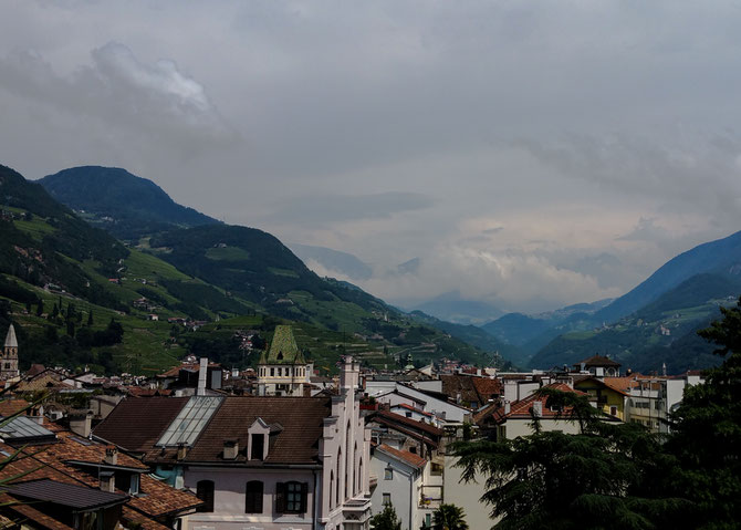 Der Rosengarten, in Wolken verhüllt