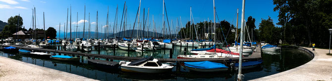 Pause an der Marina in Seewalchen am Attersee