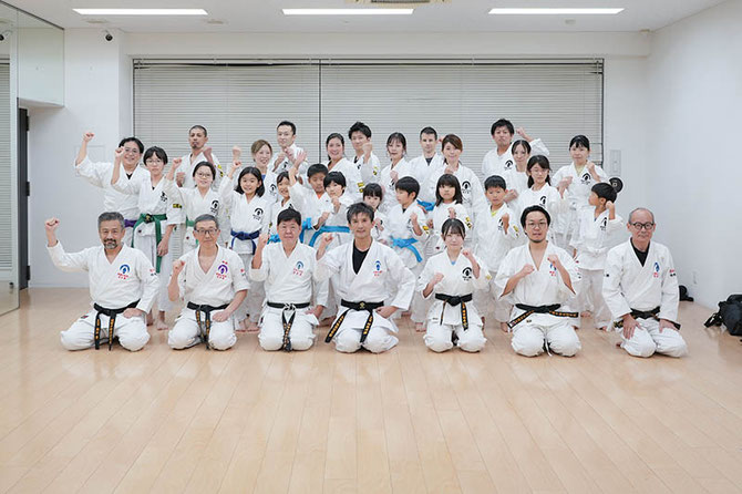 初心者でも安心！琉球少林流空手道 月心会 センター北支部 - 親子空手
