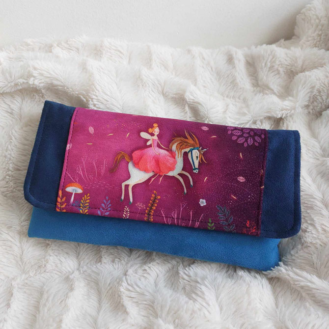 Mini pochette porte lunettes monnaie cartes  fée chevauchant licorne faite main l' Arche de Jessica