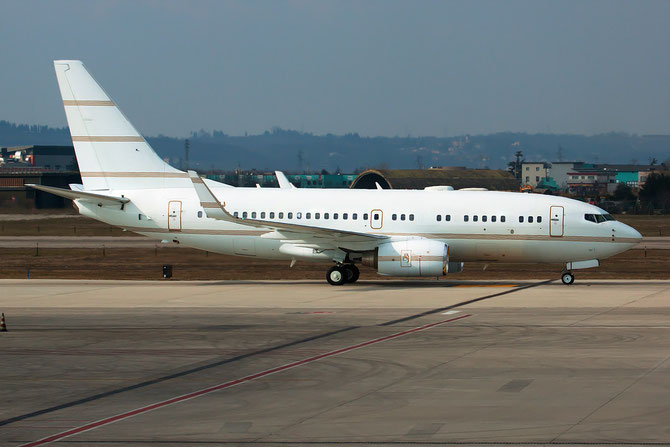 P4-BBJ B737-7AV (BBJ1) 30070/244 Carre Aviation