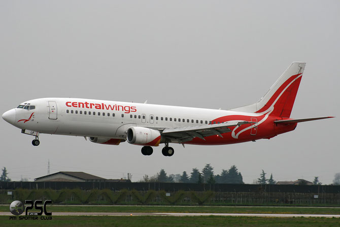 SP-LLF B737-45D 28752/2874 Centralwings