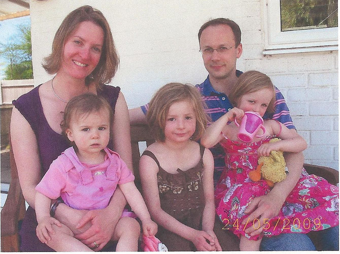 Claire and Andrew Grigson with their three daughters Darcey, India and Freya, at home, Cambridge, May 2009.  Claire's father, David Swanney, is the third of the four chidlren of William and Margaret Swanney. 