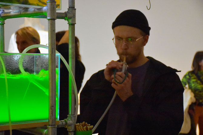 Maaijke Middelbeek, Live Photosynthesis Performance, Through ooze and slime, phytoreactor, interspecies communication