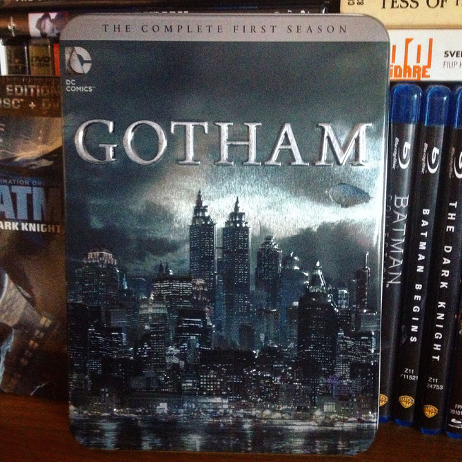Gotham the TV series, the complete first season. Steelbook edition.