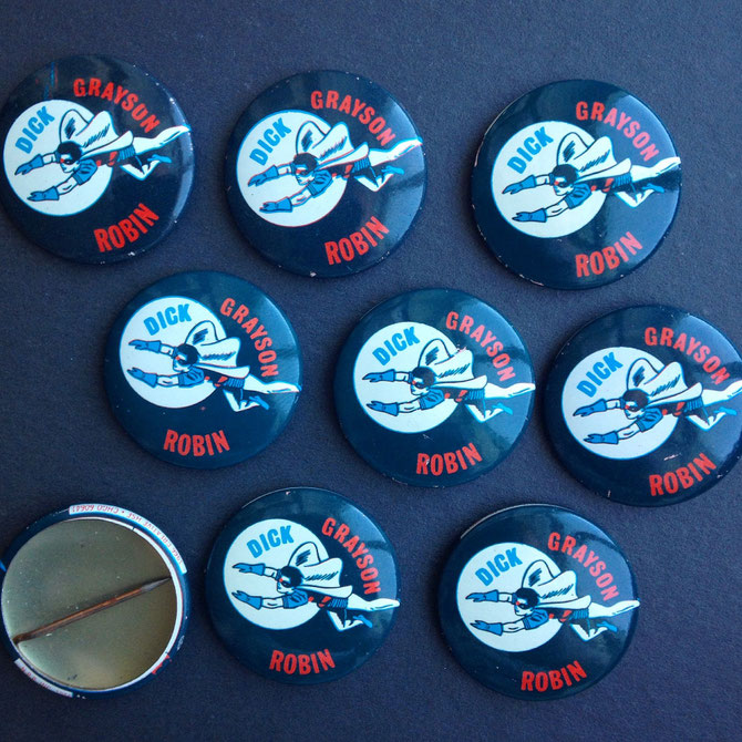 Robin / Dick Grayson, Vintage Metal Pins, 1966