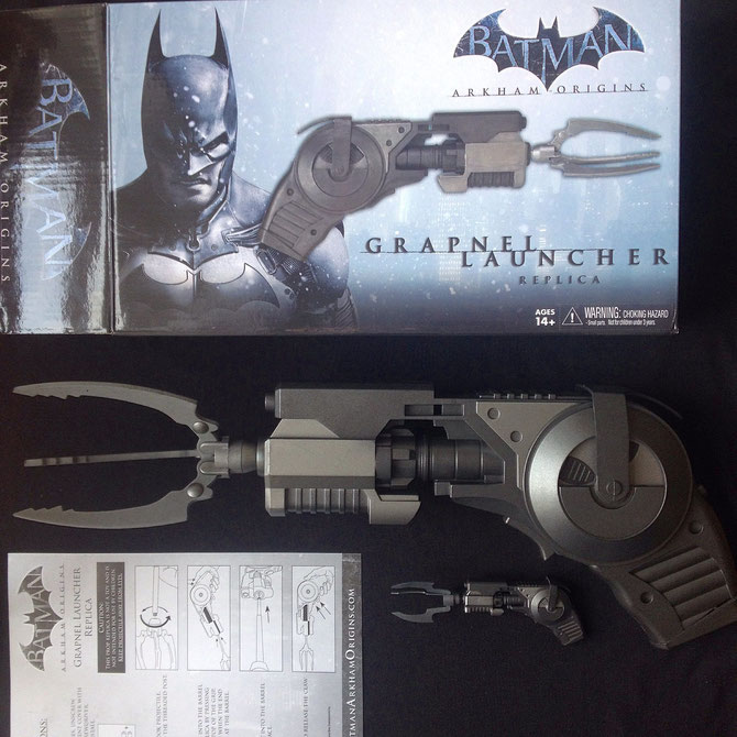 Arkham Origins Grapnel Launcher Gun replica, by NECA.