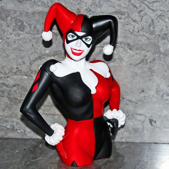 Harley Quinn coin bank bust by Monogram (2014).