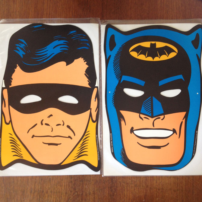 Robin / Batman paper masks from 1966, one character on each side. Promotional items from General Electric TV,  USA