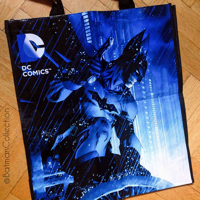 Dallas Comic-Con FanExpo Canvas Bag, featuring Jim Lee's artwork for Detective Comics #27 variant cover (New52)