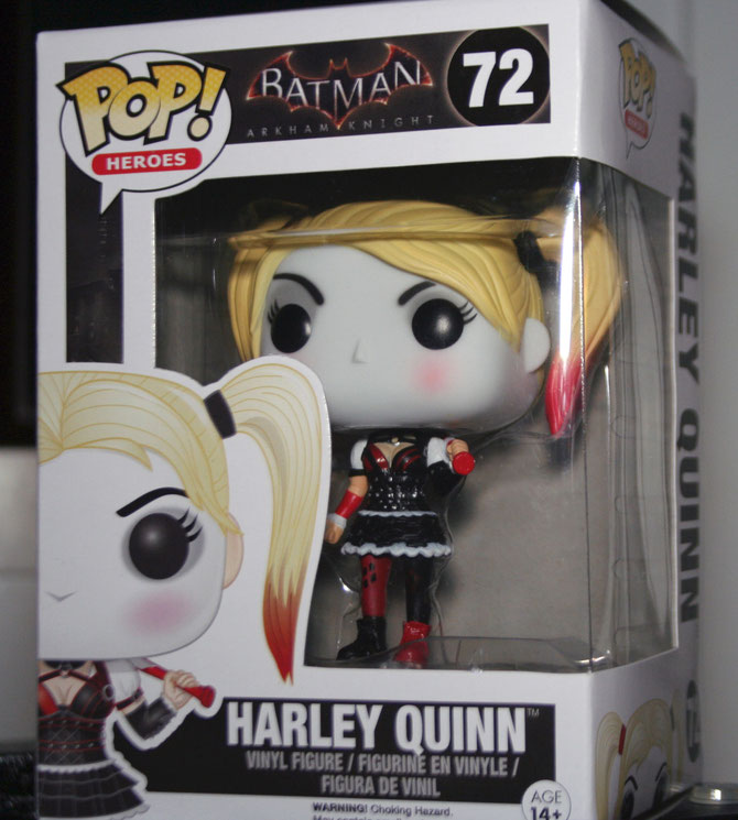 Arkham Knight : Harley Quinn vinyl Pop! figure, by Funko.