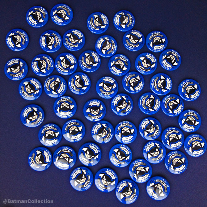 "I believe in Bat-Mite" promo buttons (49 of them) for 'Superman & Batman: World's Funnest' in 2000.