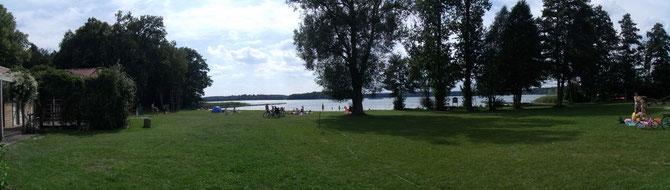 Strandbad für die ganze Familie (ca. 350 m entfernt)