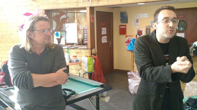 Andréas Becker & Pouhiou à tour de rôle parlent de leur expérience vécue ce jour