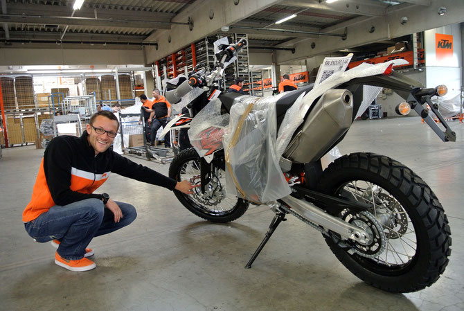 Philipp Grünberger (KTM Presse- & PR-Management) mit meinem nächsten Motorrad?