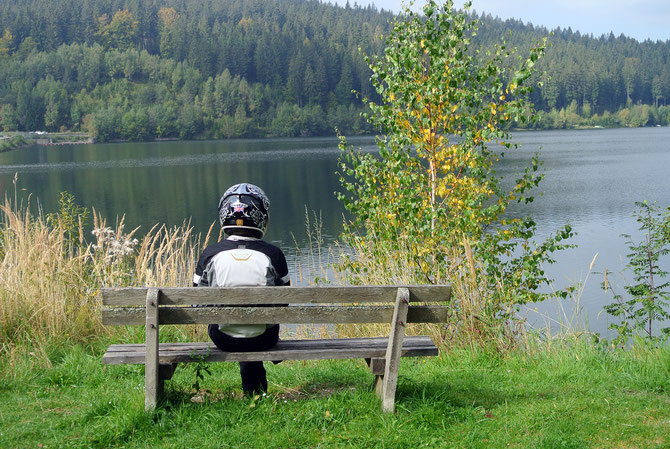 Ich bin ja ein Verfechter der Schutzkleidung, man kann's aber übertreiben auch…