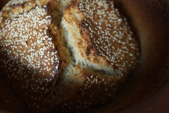 Rezept gesundes Kartoffelbrot mit leckerer Kruste und Samen