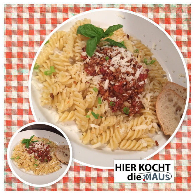 Nudeln mit Bolognese-Sauce - wie im italienischen Restaurant