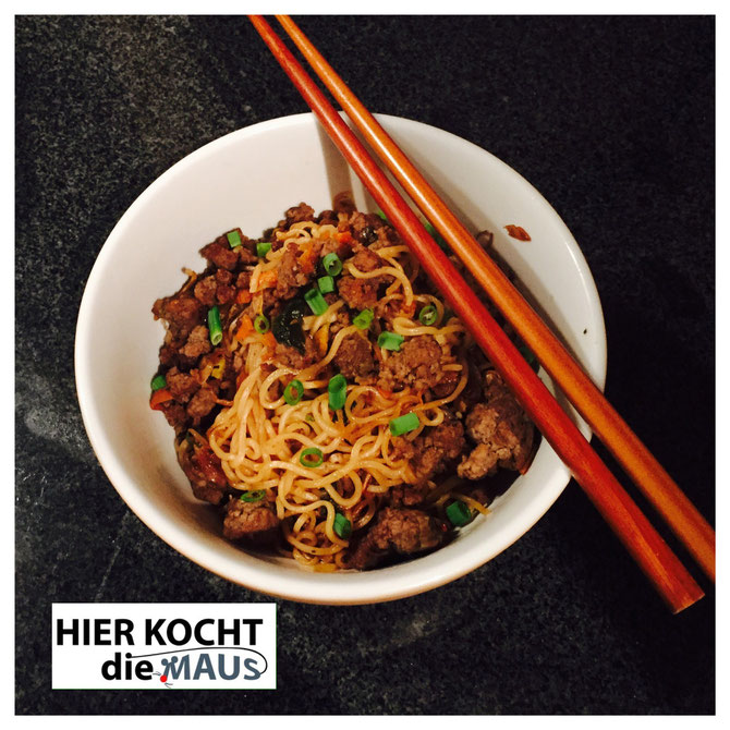 China-Nudeln mit Hack und Sojasosse | pikant exotisch