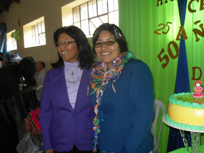 Gracias Carmen Rosa  y Biviana celebrando este día tan especial para ala Congregación de la Misericordia hace 50 años que inicio la misión y hoy hay tres hermanas de habla aymara .
