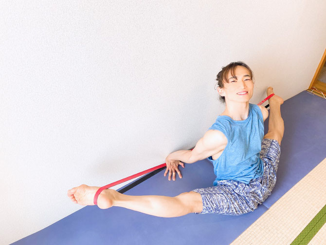 合田賢二ヒョニはじめてのアシュタンガヨガ、ハタヨガ ヴィンヤサフローヨガ GODA KENJI YOGAごうだけんじゴウダケンジ3