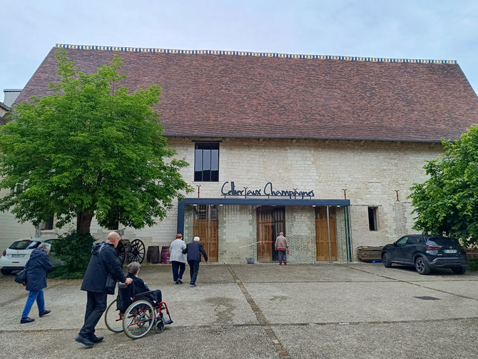 27 Participants à cette visite du Cellier Saint Pierre