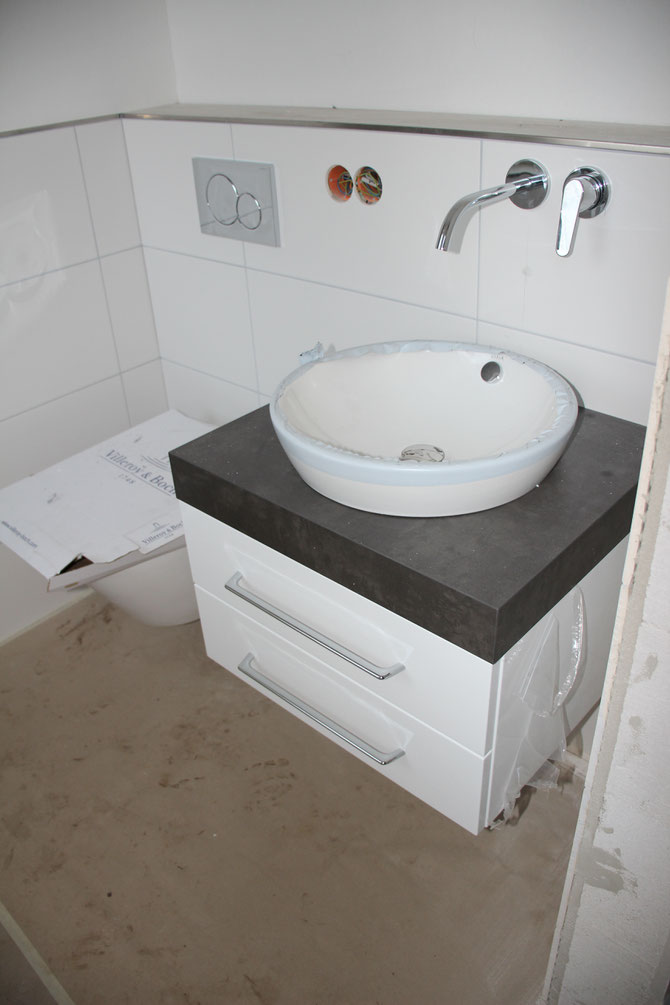 16.03.2018 - Endmontage Heizung/Sanitär; hier: Gästebad EG