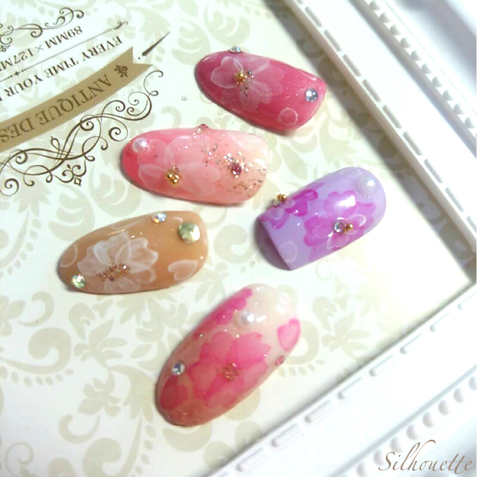 色々なお色めご用意しております!卒業式入学式にも❣️