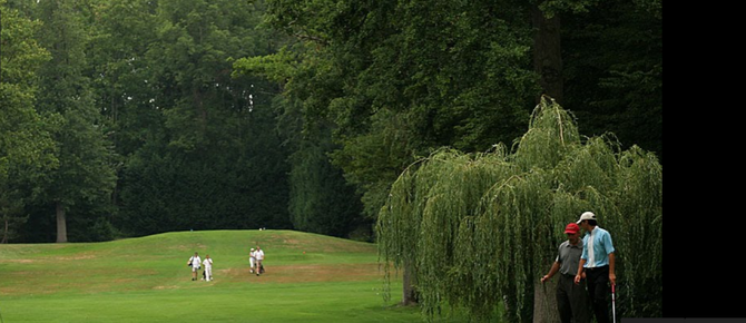 LE PLUS VIEUX GOLF DE LA REGION (1931) DESSINE PAR HOCKEY ET HAMILTON WHITE SUR 90ha. "AMERICAN COUNTRY CLUB"