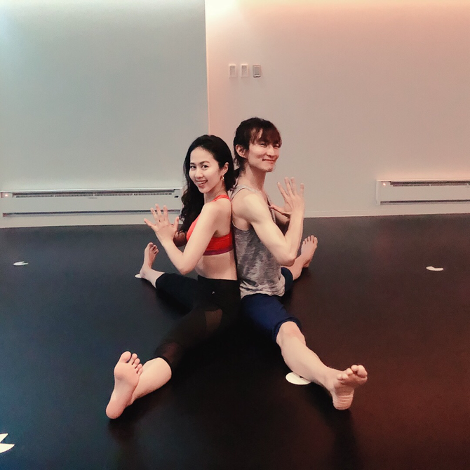 合田賢二 安藤絵里菜 股関節ほぐしフローヨガ lava ごうだけんじ ヒョニ ひょに ゴウダケンジ