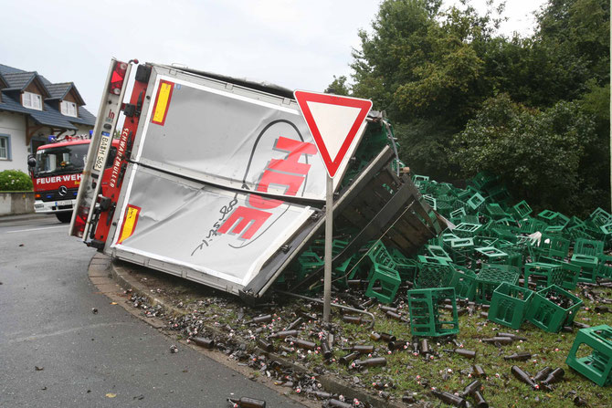 LKW-Unfall Hochstadt am Main (3) - (Foto: Stefan Johannes)