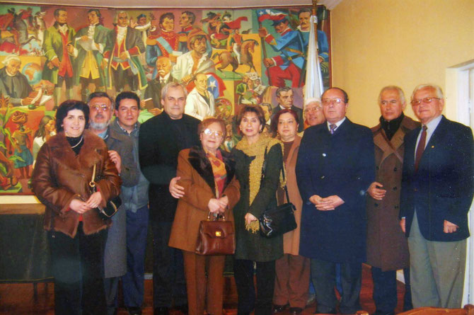 Presentación de la obra "Esa delgada luz de tierra", Salón de Honor Municipalidad de Linares
