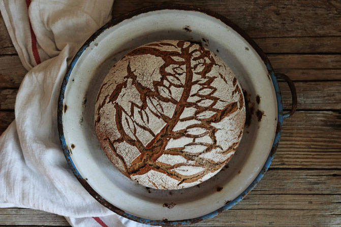 Roggen-Sauerteig-Brot