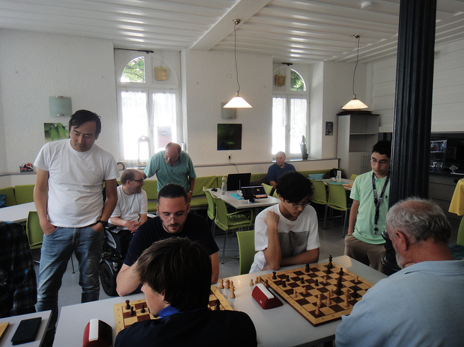 Einfach Spaß mit Freizeit-Schach im Arena-Modus!